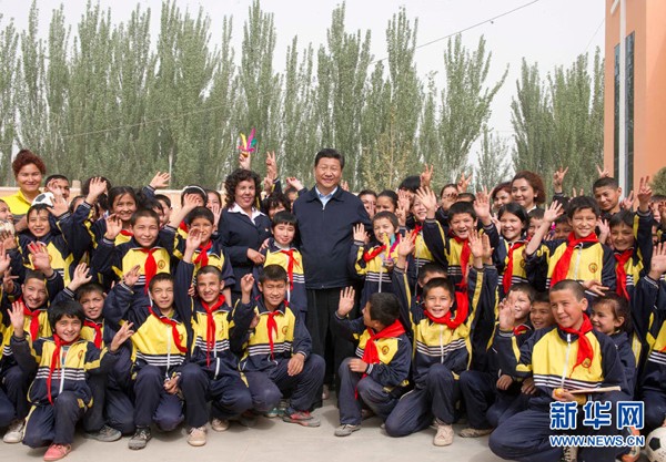 习近平:新时代的领路人